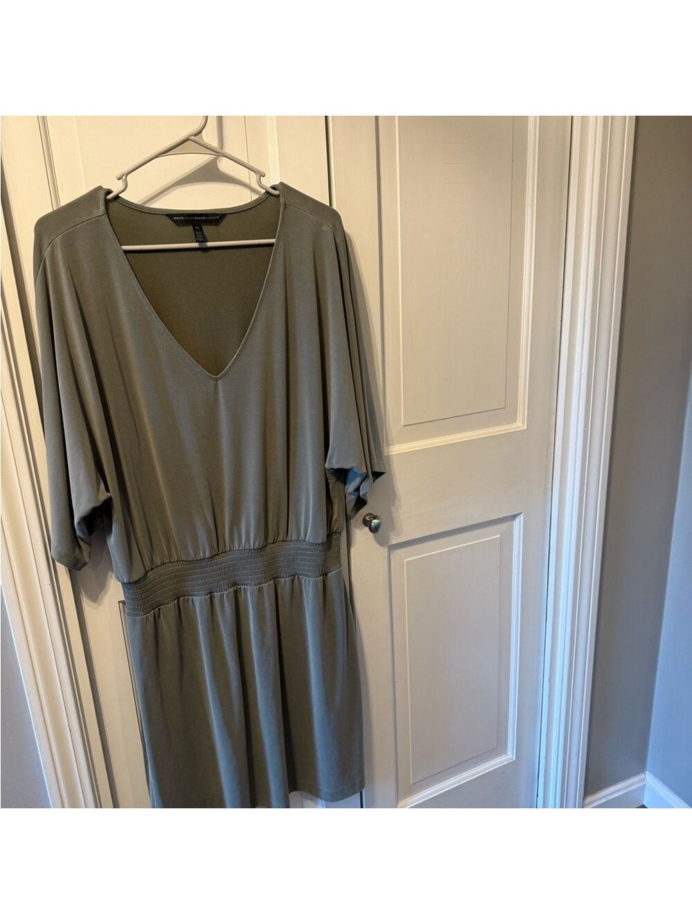 White House Black Market Kimono Style Dress w/Smocked waist